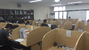 학부생 독서실