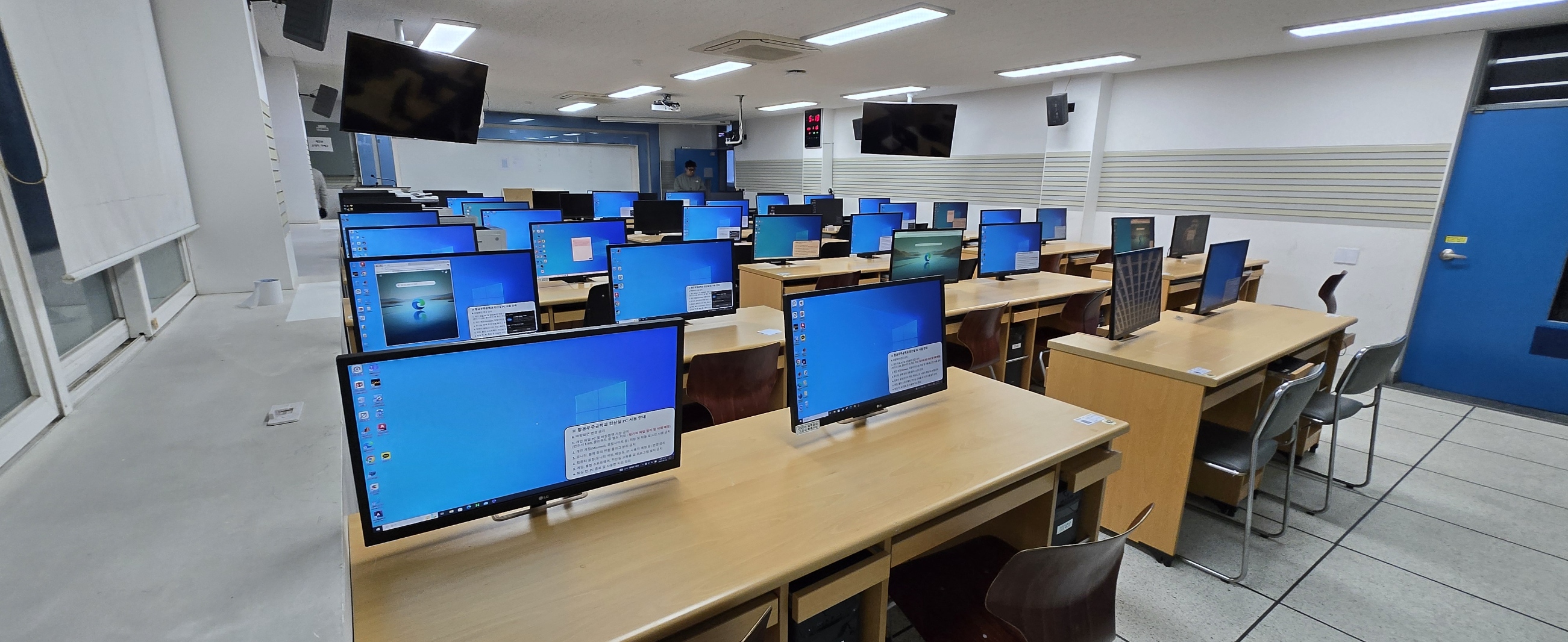 학부 전산실습실 이전 (제8공학관 8308호실)