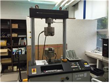 동적재료시험기(INSTRON 8615) 사진