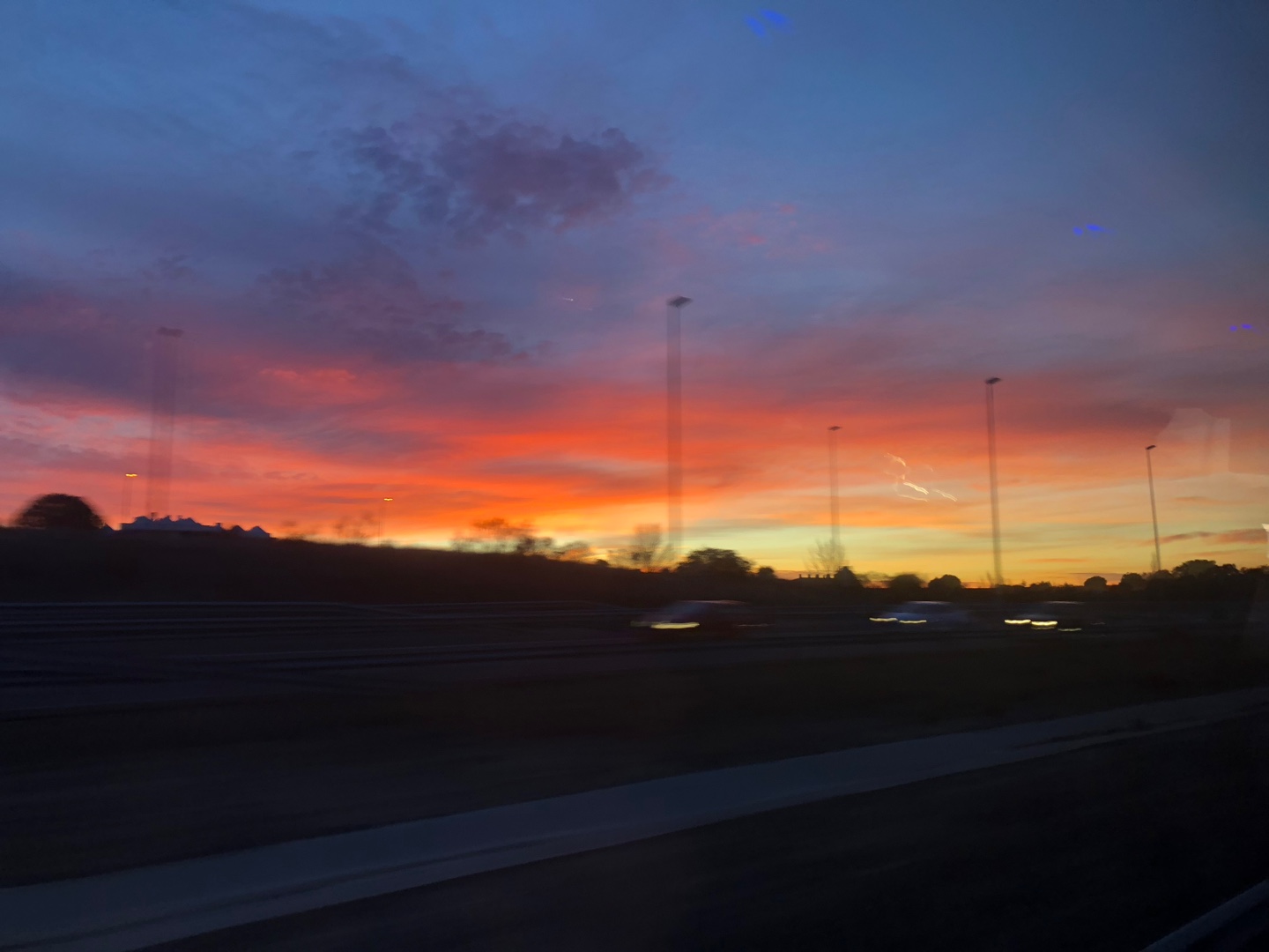 21_박유정_어둠을 먹는 빛.jpg 첨부 이미지