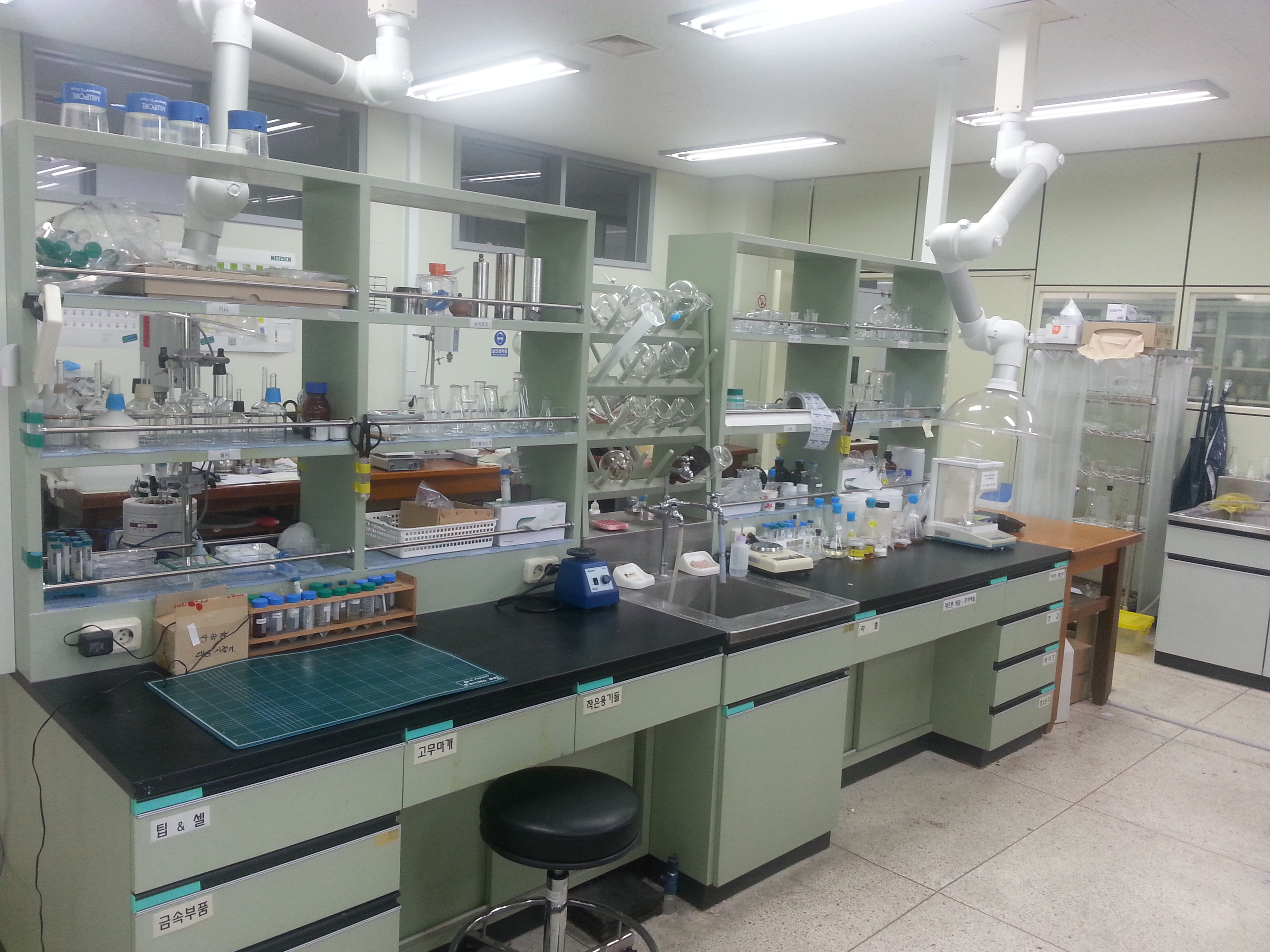 고분자합성실험실1.jpg 첨부 이미지