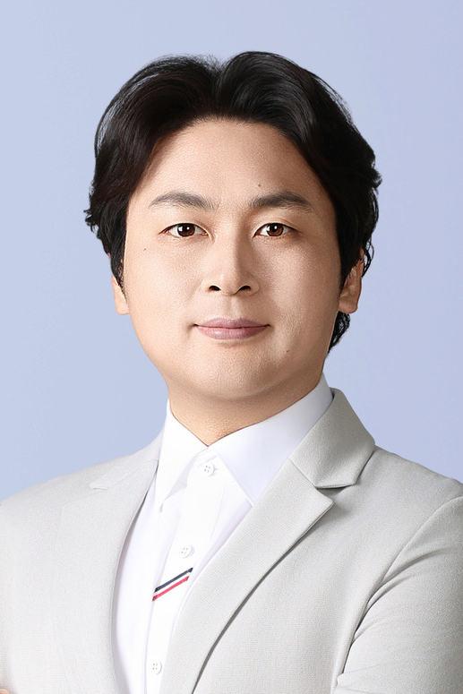 [권용인교수님 부임]신임교수님 부임을 환영합니다!