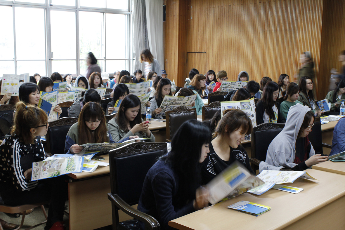 청주국제공예비엔날레.jpg 첨부 이미지