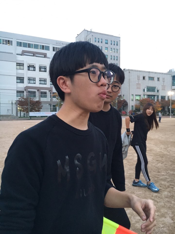 홈커밍 7.jpg 첨부 이미지